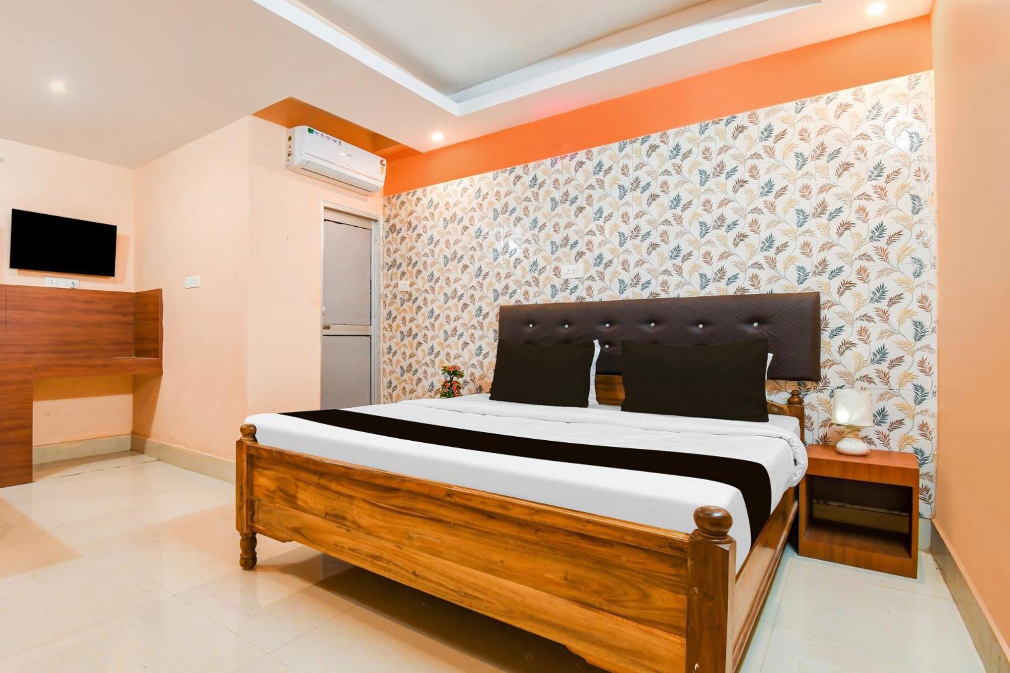 Super Hotel O Dakshin Dwar Formerly Radha Krishna Niwas Puri Exterior foto