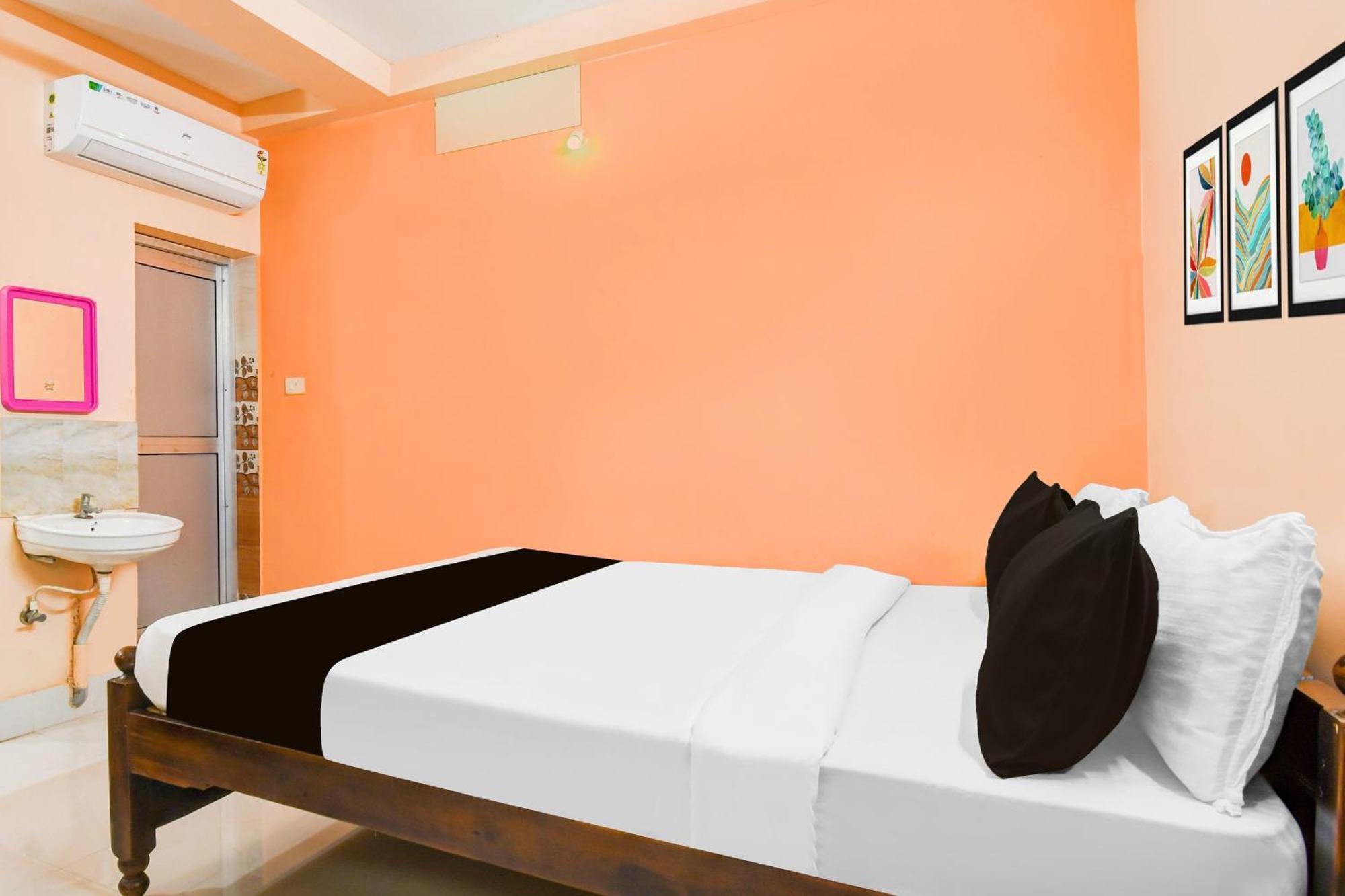 Super Hotel O Dakshin Dwar Formerly Radha Krishna Niwas Puri Exterior foto