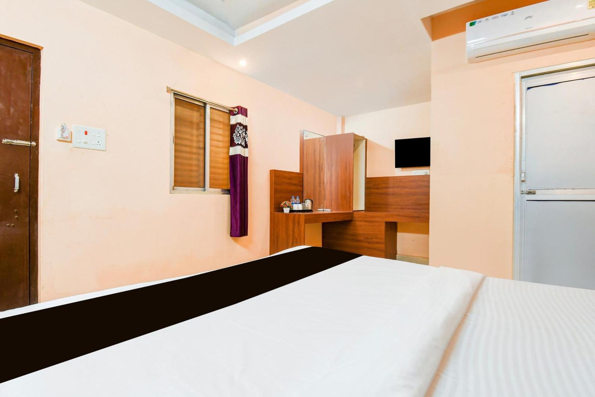 Super Hotel O Dakshin Dwar Formerly Radha Krishna Niwas Puri Exterior foto
